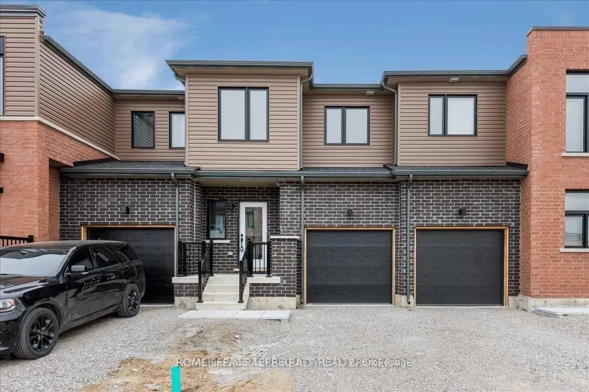 Photo 1 of 4 Haven Lane, Barrie, Painswick South — HOMEH