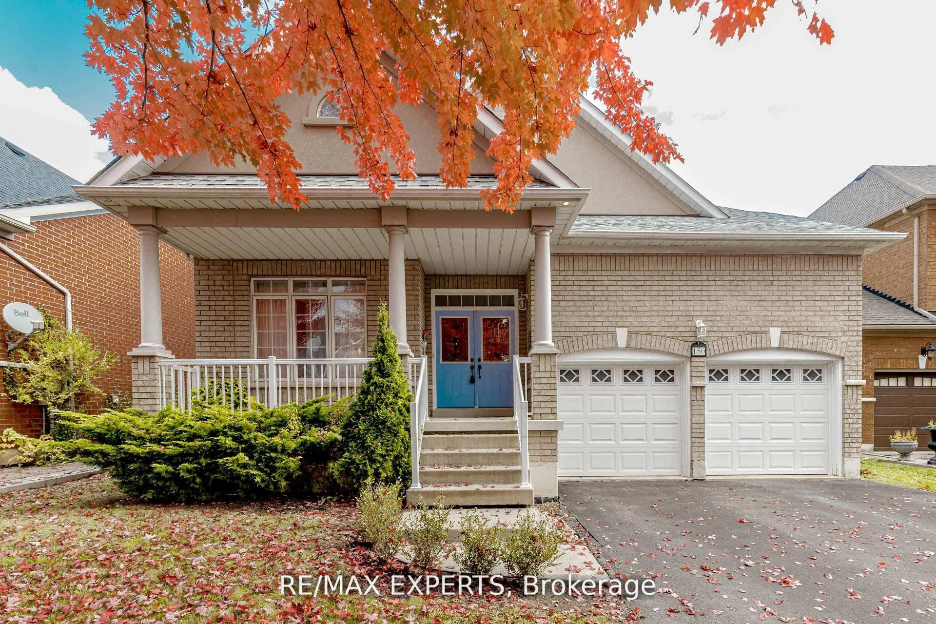 Photo 2 of 150 Saint Nicholas Crescent, Vaughan, Vellore Village — HOMEH