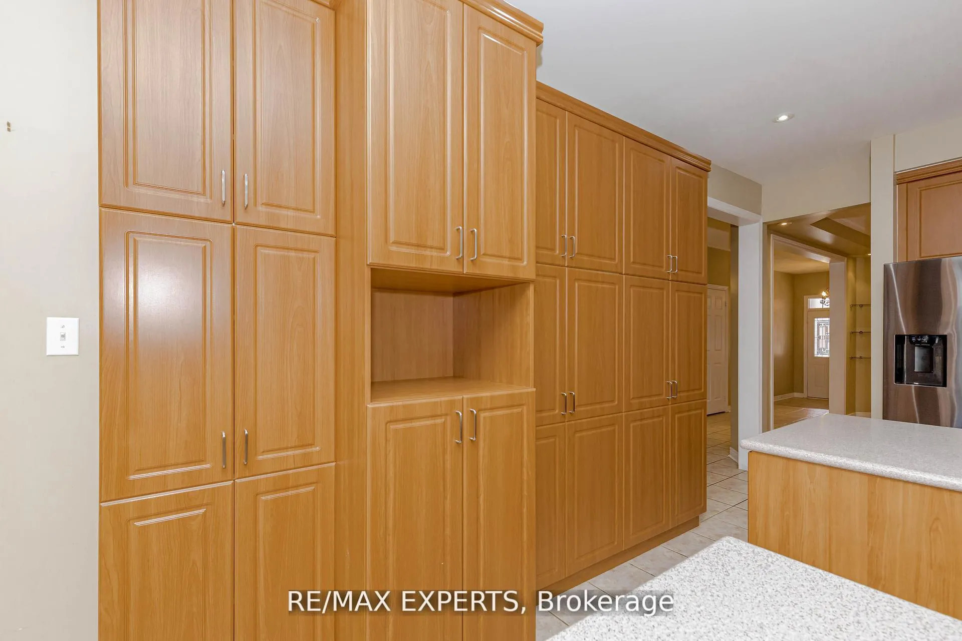 Photo 13 of 150 Saint Nicholas Crescent, Vaughan, Vellore Village — HOMEH