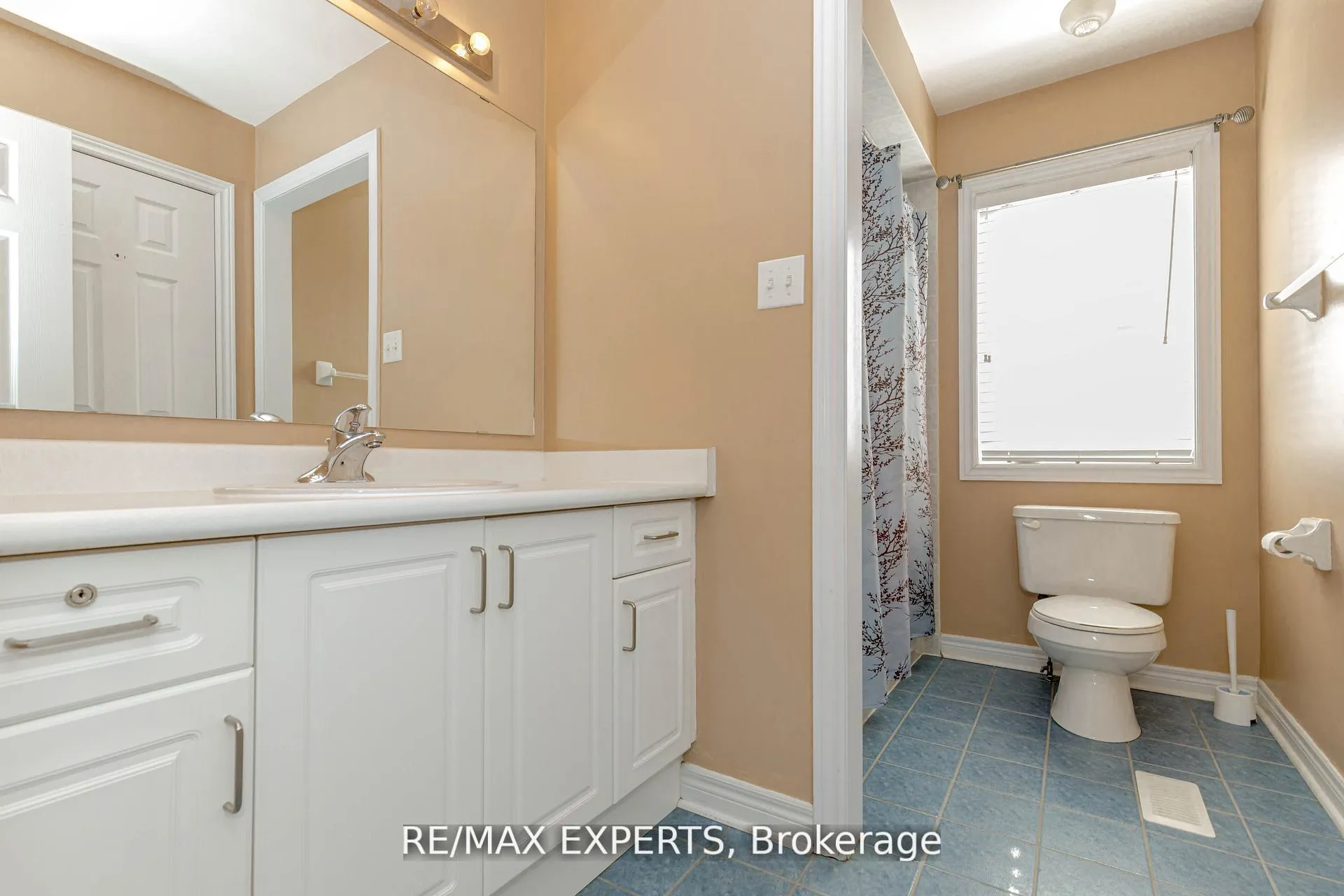 Photo 36 of 150 Saint Nicholas Crescent, Vaughan, Vellore Village — HOMEH