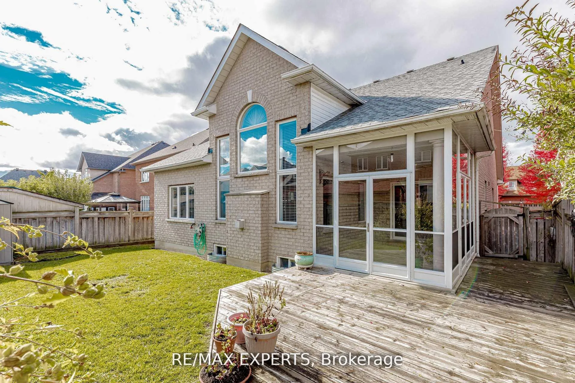 Photo 39 of 150 Saint Nicholas Crescent, Vaughan, Vellore Village — HOMEH