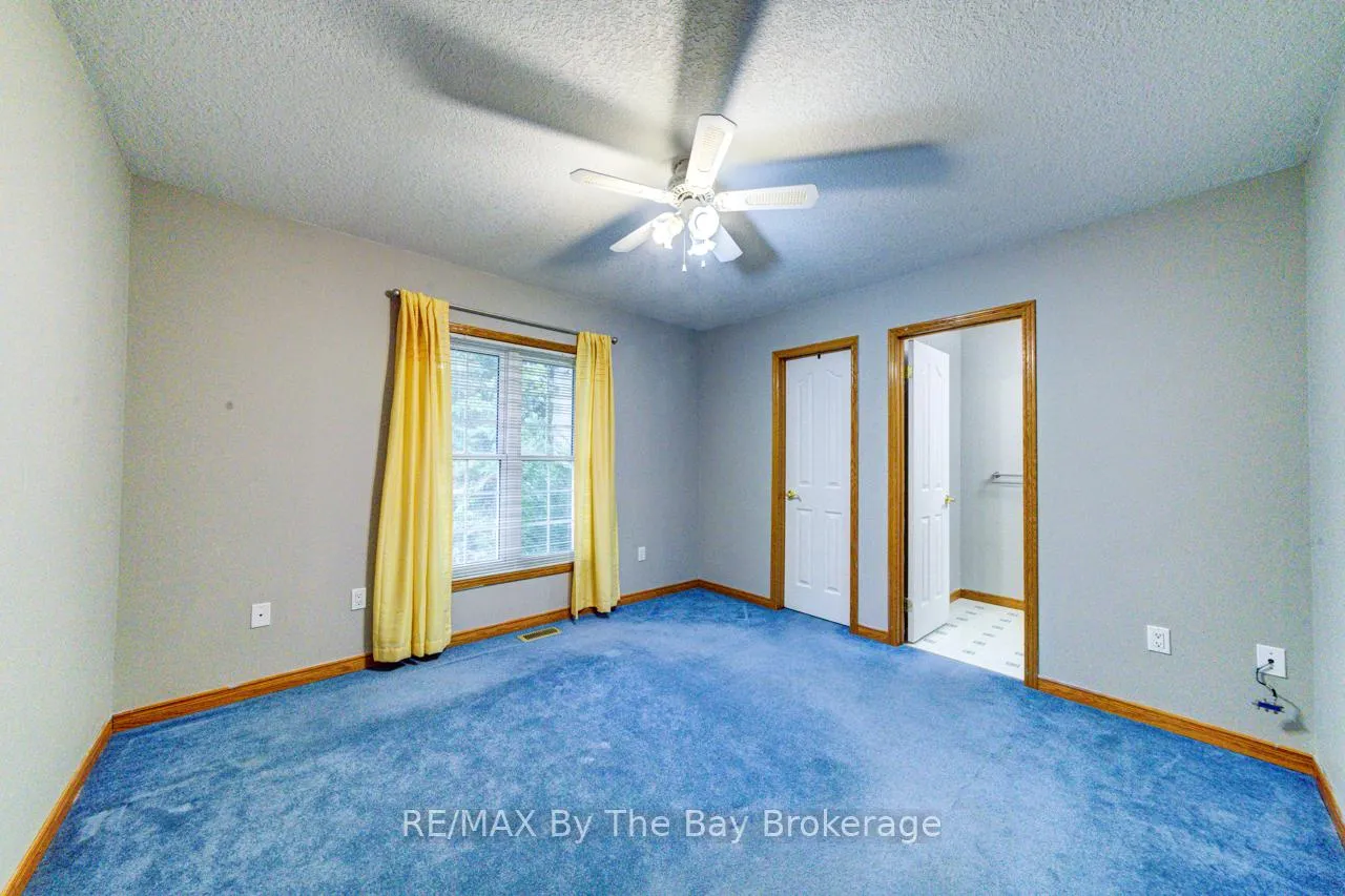 Photo 28 of 34 Topaz Street, Wasaga Beach — HOMEH