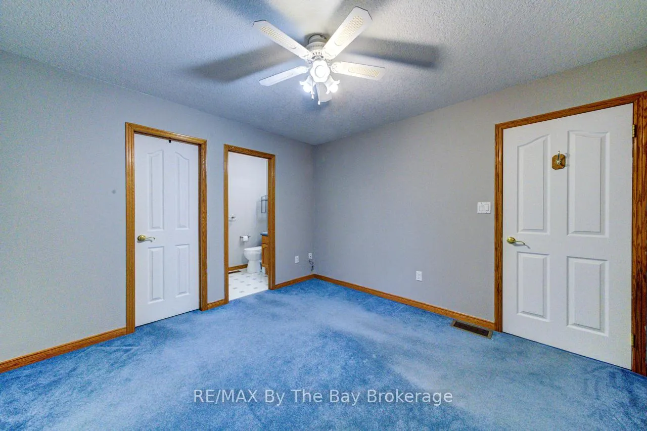 Photo 29 of 34 Topaz Street, Wasaga Beach — HOMEH