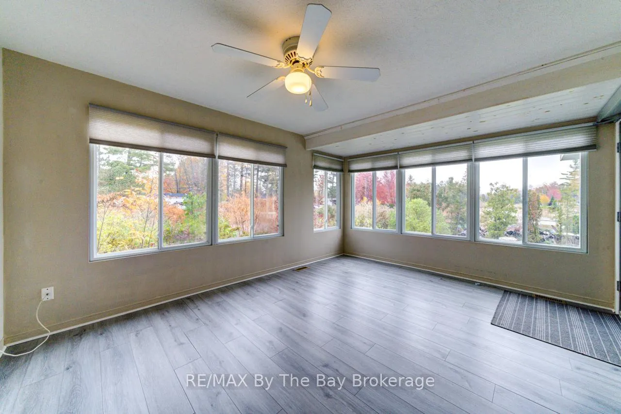 Photo 36 of 34 Topaz Street, Wasaga Beach — HOMEH