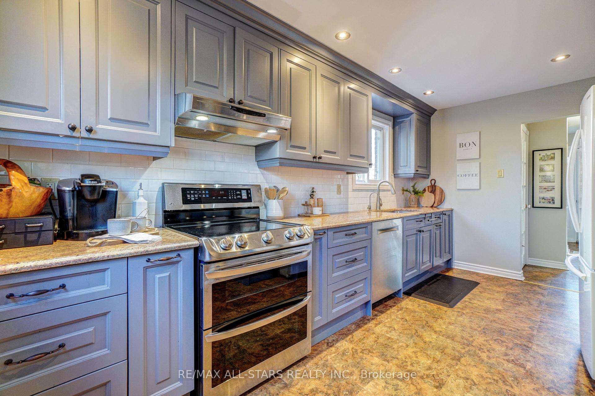Photo 12 of 131 Colborne Street, Uxbridge — HOMEH