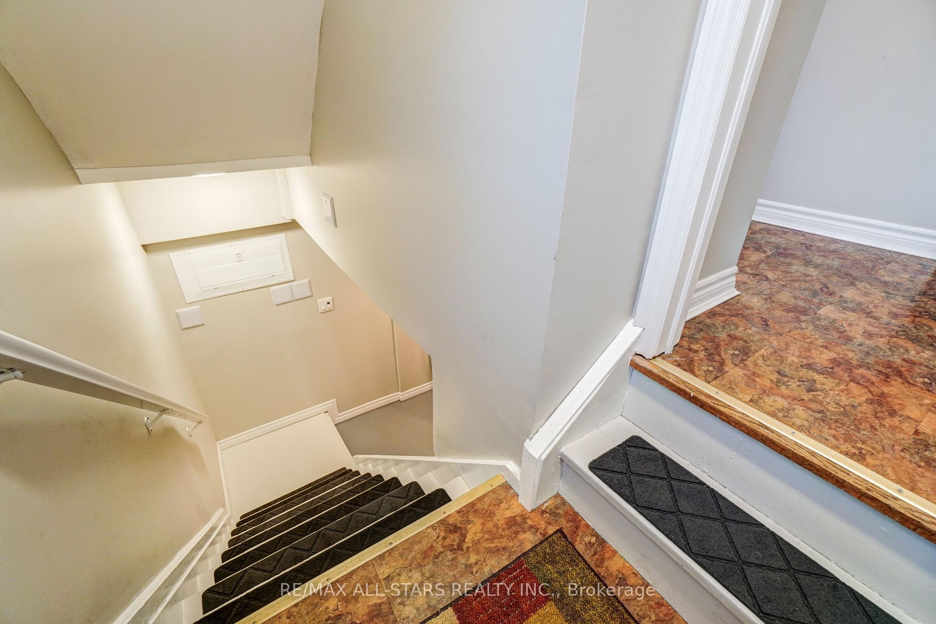 Photo 31 of 131 Colborne Street, Uxbridge — HOMEH