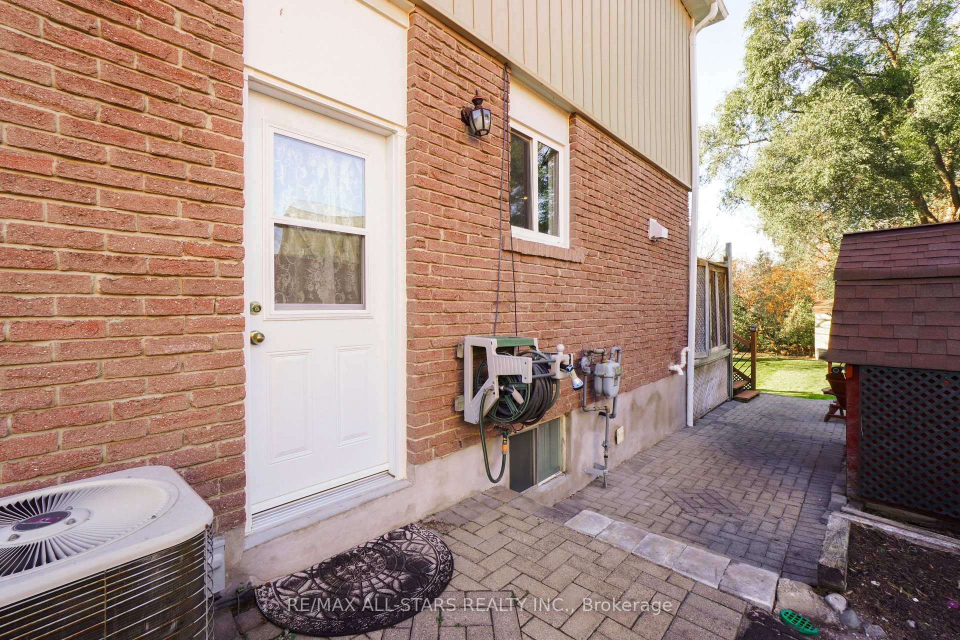 Photo 37 of 131 Colborne Street, Uxbridge — HOMEH