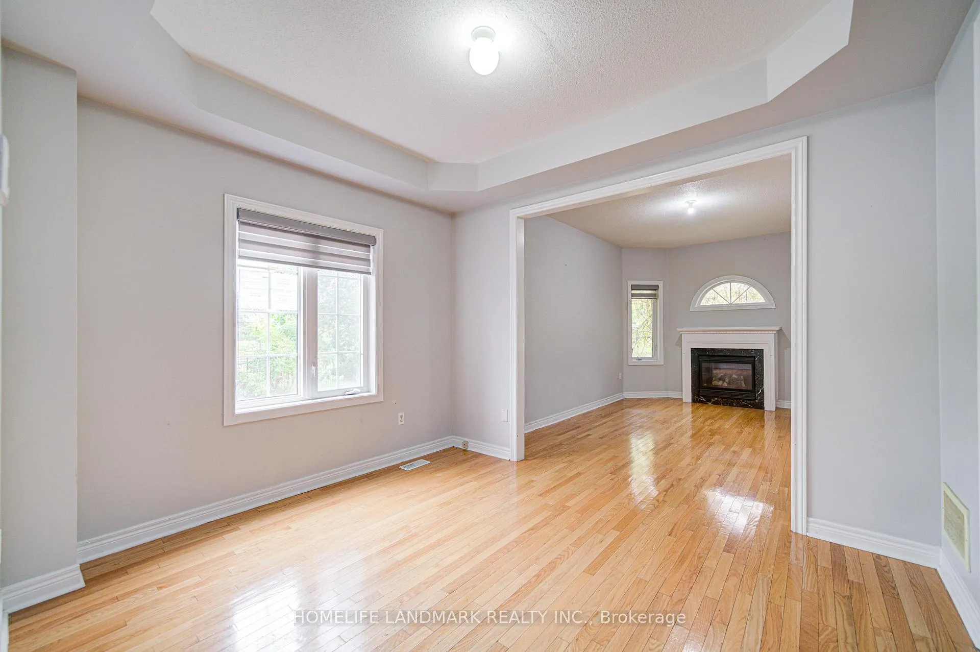 Photo 12 of 86 Andes Crescent, Vaughan, Vellore Village — HOMEH