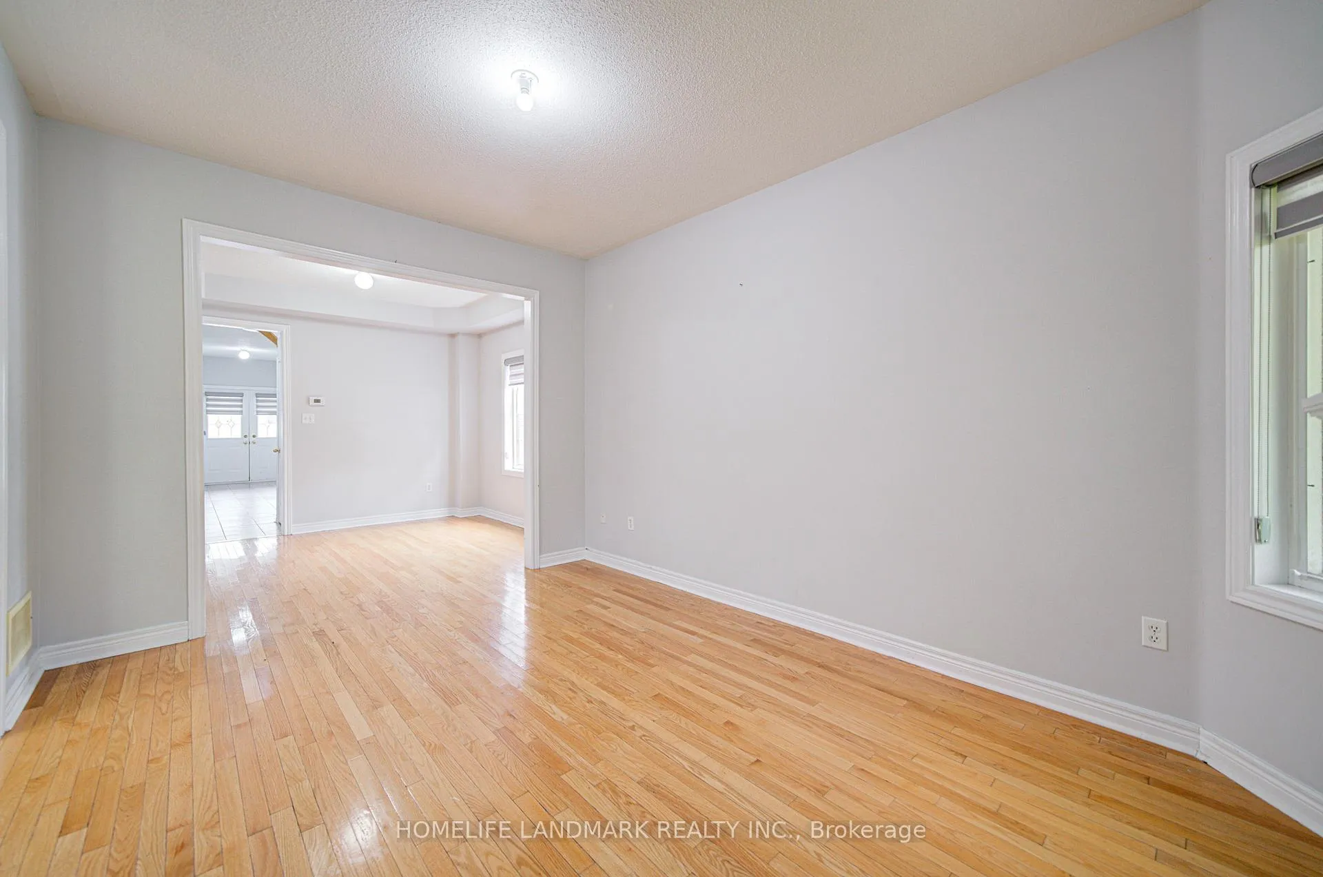 Photo 17 of 86 Andes Crescent, Vaughan, Vellore Village — HOMEH
