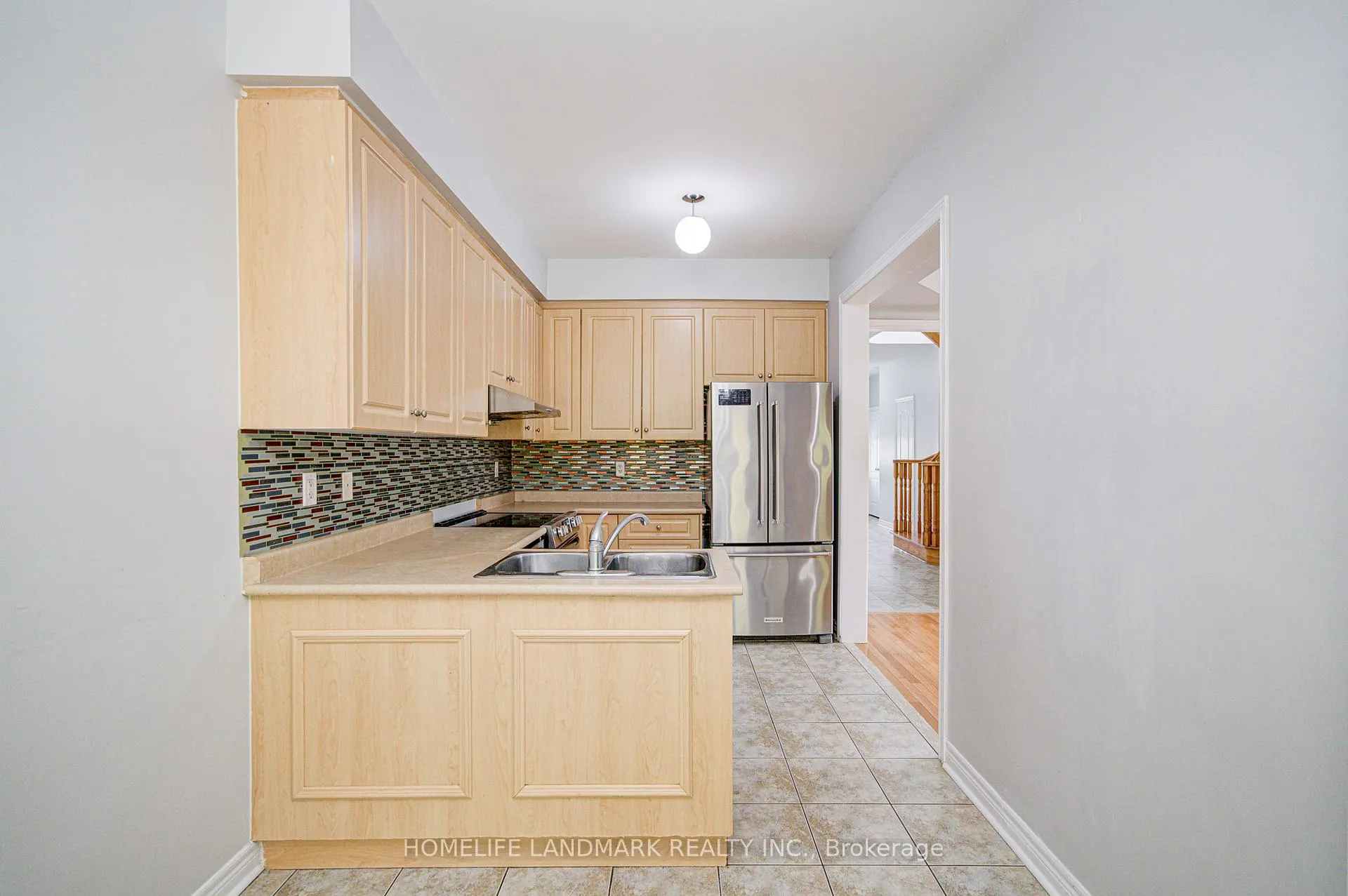 Photo 20 of 86 Andes Crescent, Vaughan, Vellore Village — HOMEH