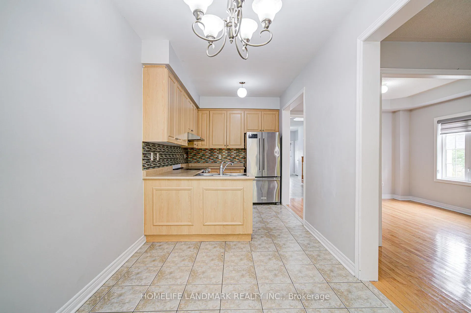Photo 25 of 86 Andes Crescent, Vaughan, Vellore Village — HOMEH