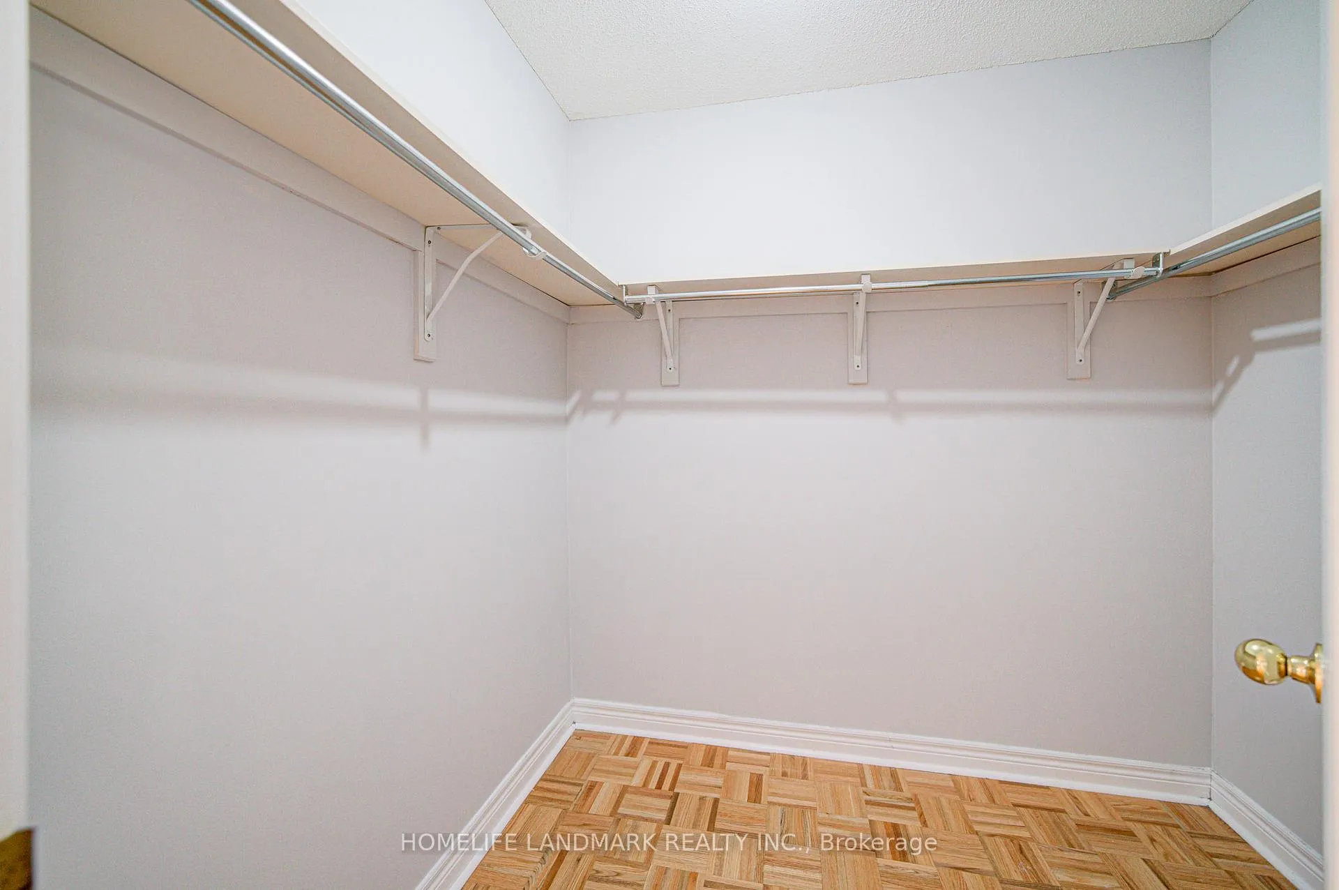 Photo 39 of 86 Andes Crescent, Vaughan, Vellore Village — HOMEH