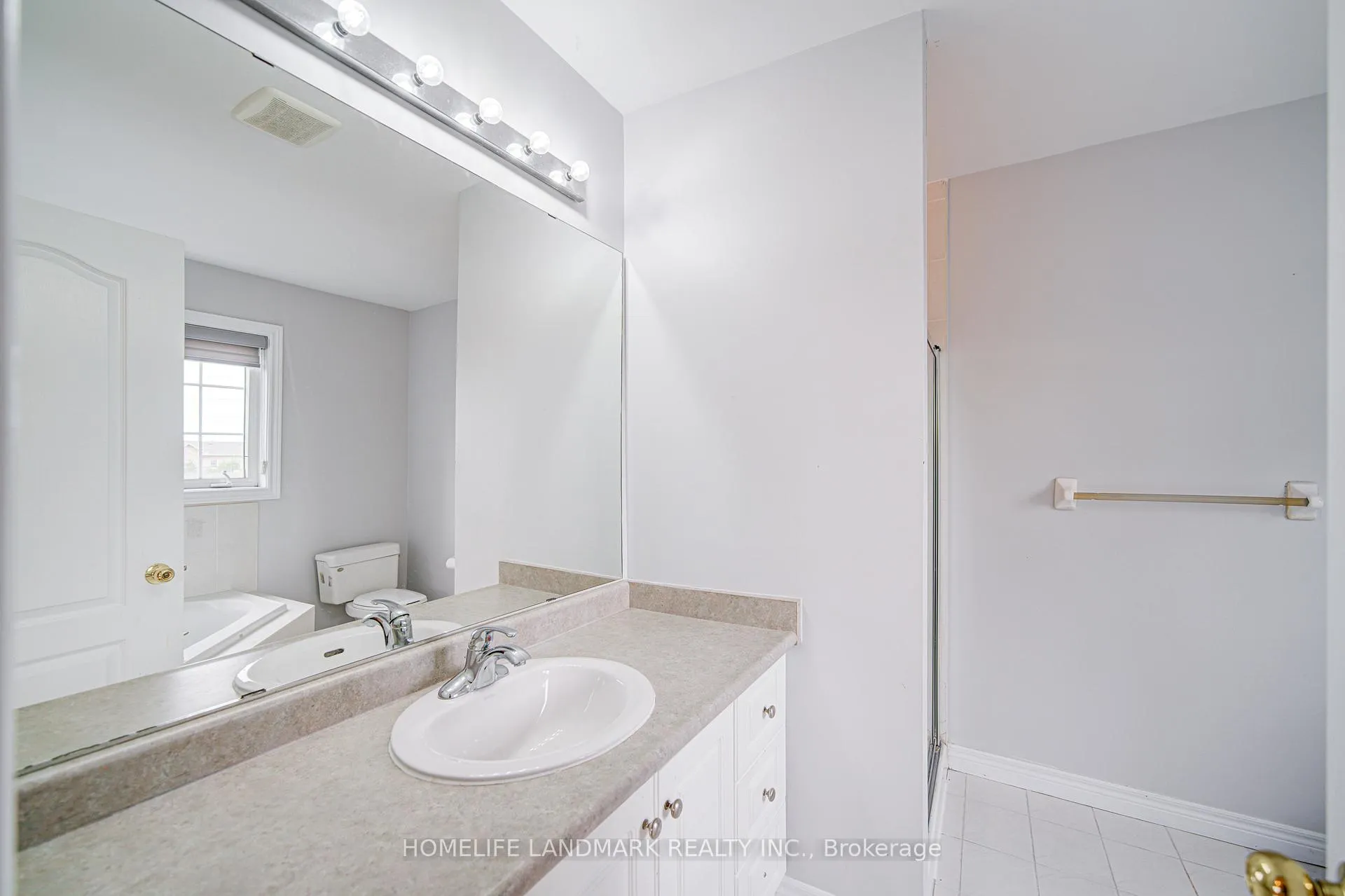 Photo 44 of 86 Andes Crescent, Vaughan, Vellore Village — HOMEH
