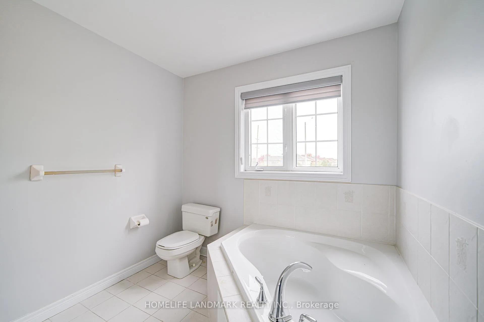 Photo 45 of 86 Andes Crescent, Vaughan, Vellore Village — HOMEH
