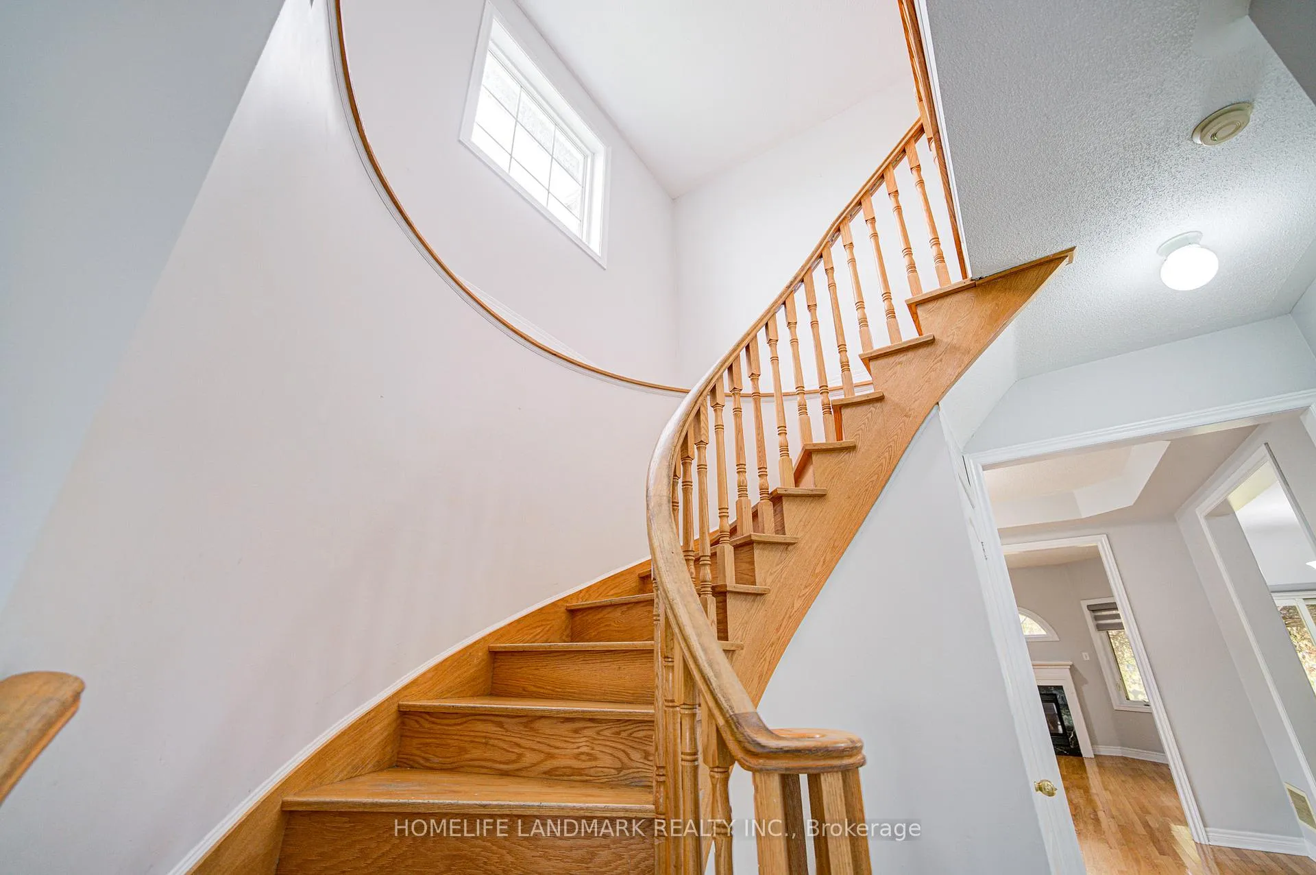 Photo 46 of 86 Andes Crescent, Vaughan, Vellore Village — HOMEH