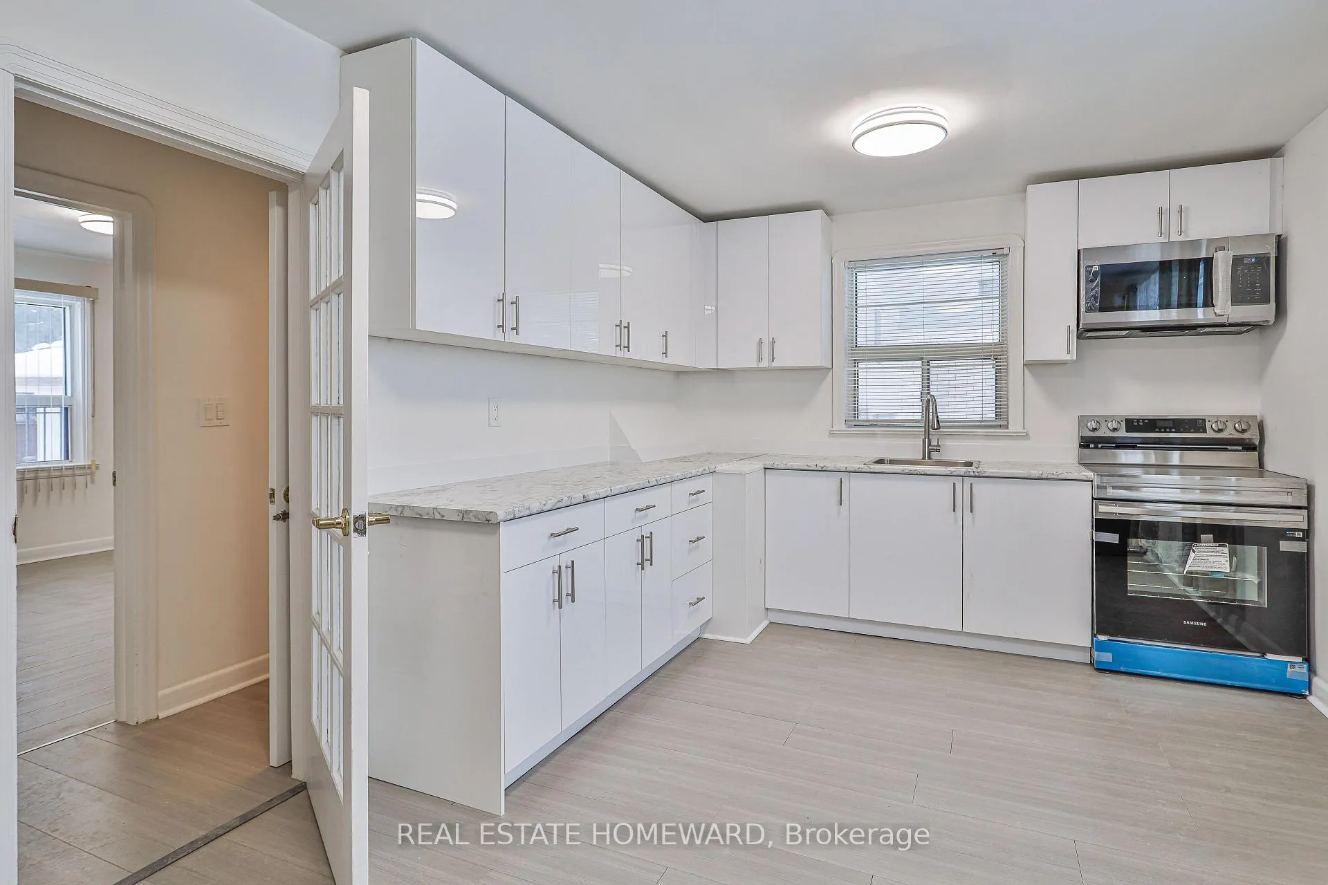 Photo 13 of Unit Main, 104 Crestwood Road, Vaughan, Crestwood-Springfarm-Yorkhill — HOMEH