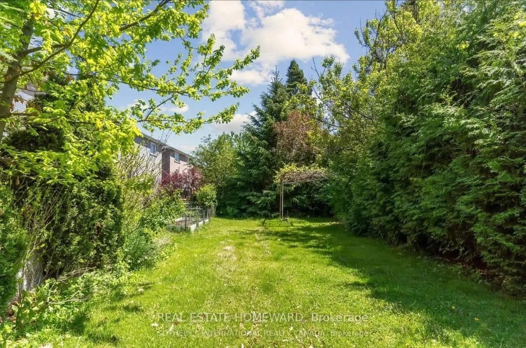 Photo 31 of Unit Main, 104 Crestwood Road, Vaughan, Crestwood-Springfarm-Yorkhill — HOMEH
