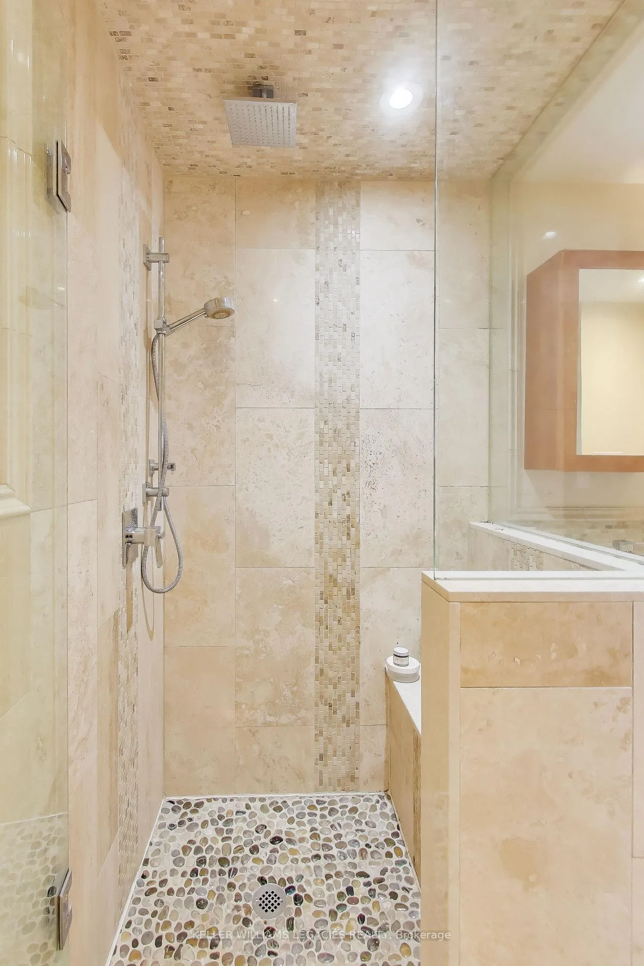 Photo 14 of 53 Millcroft Way, Vaughan, Brownridge — HOMEH