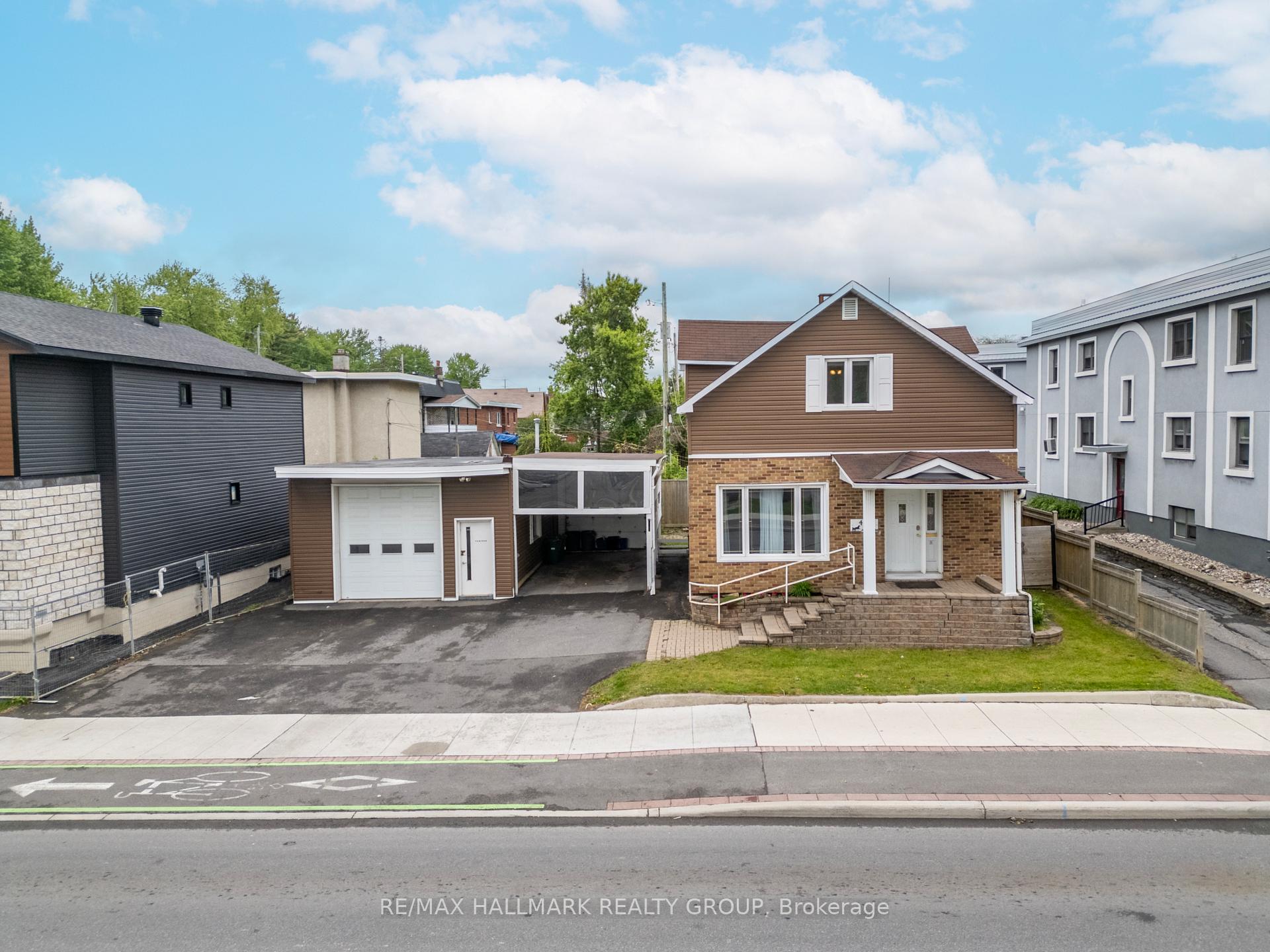 Front of 412 Montreal Road