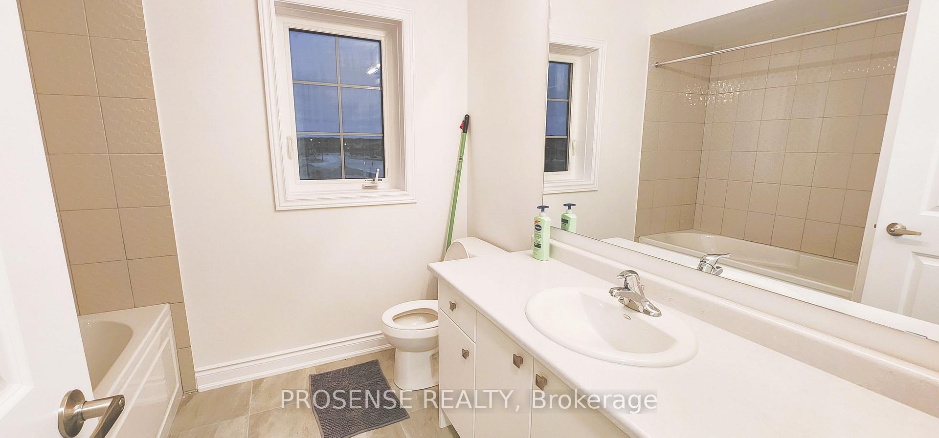 Photo 28 of 59 Union Boulevard, Wasaga Beach — HOMEH