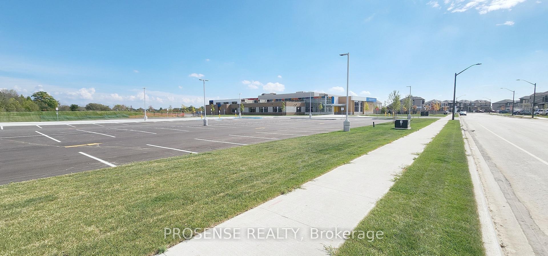 Photo 33 of 59 Union Boulevard, Wasaga Beach — HOMEH