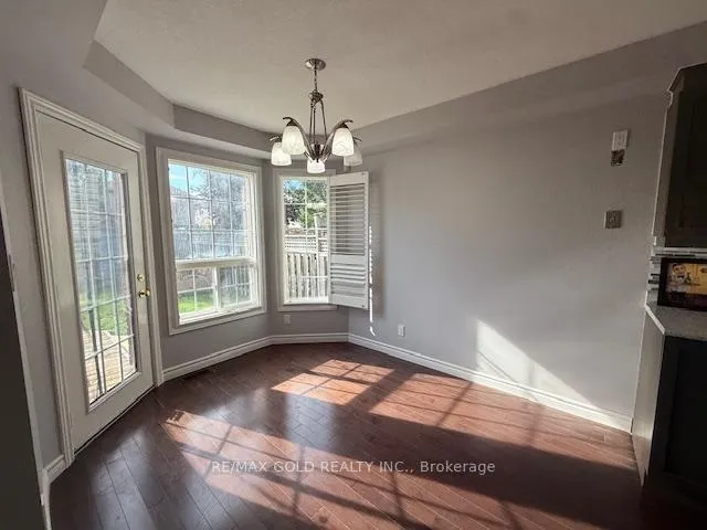 Photo 8 of 758 Grand Banks Drive, Waterloo — HOMEH