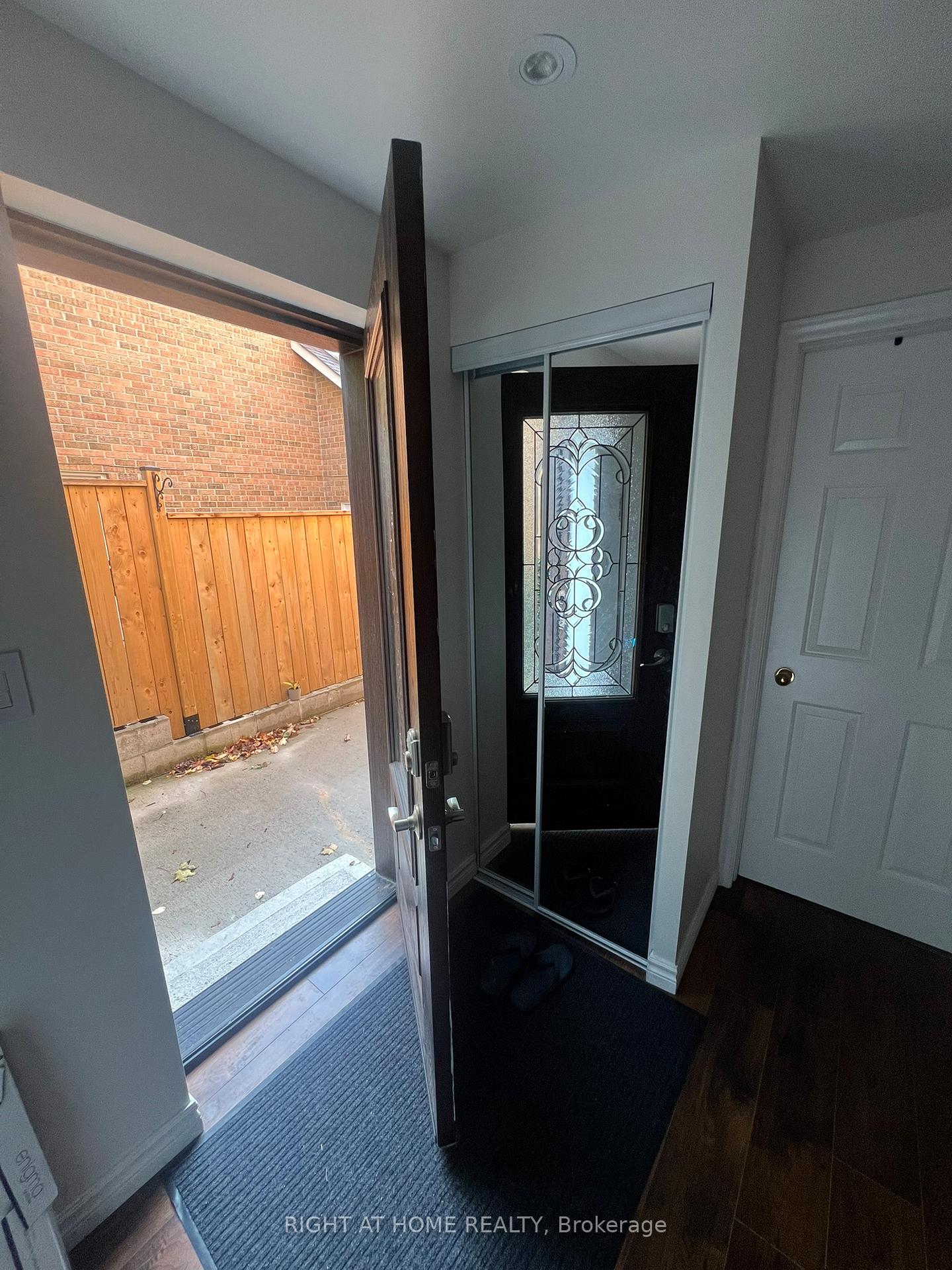 Photo 3 of Unit Lower, 34 Timberline Trail, Aurora, Aurora Highlands — HOMEH