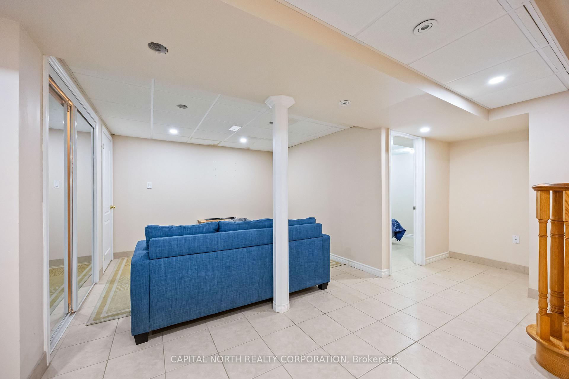 Photo 10 of 65 Amy Court, Vaughan, East Woodbridge — HOMEH