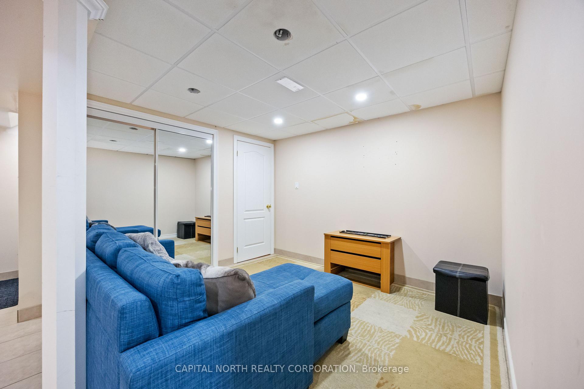 Photo 11 of 65 Amy Court, Vaughan, East Woodbridge — HOMEH