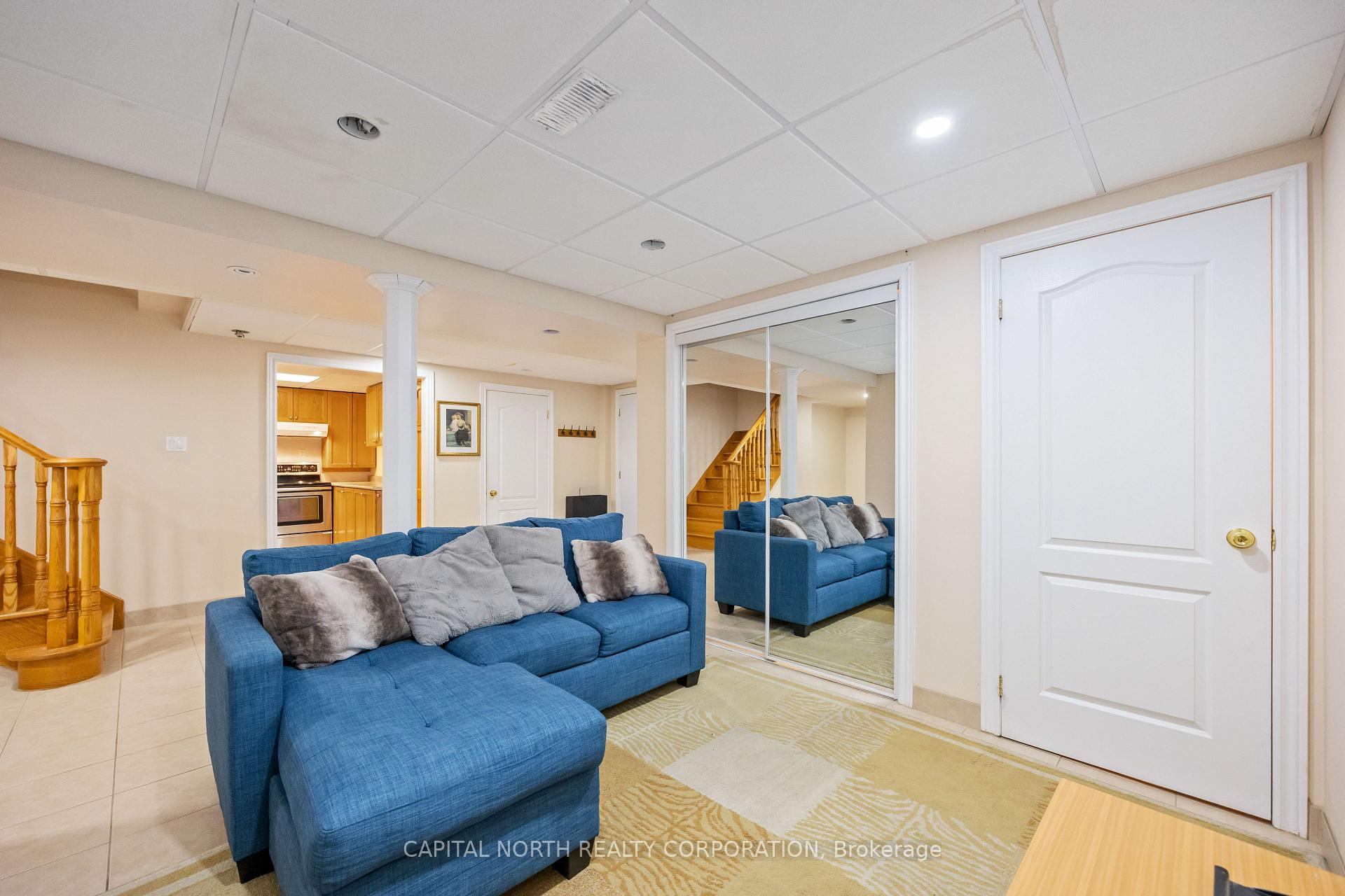 Photo 12 of 65 Amy Court, Vaughan, East Woodbridge — HOMEH