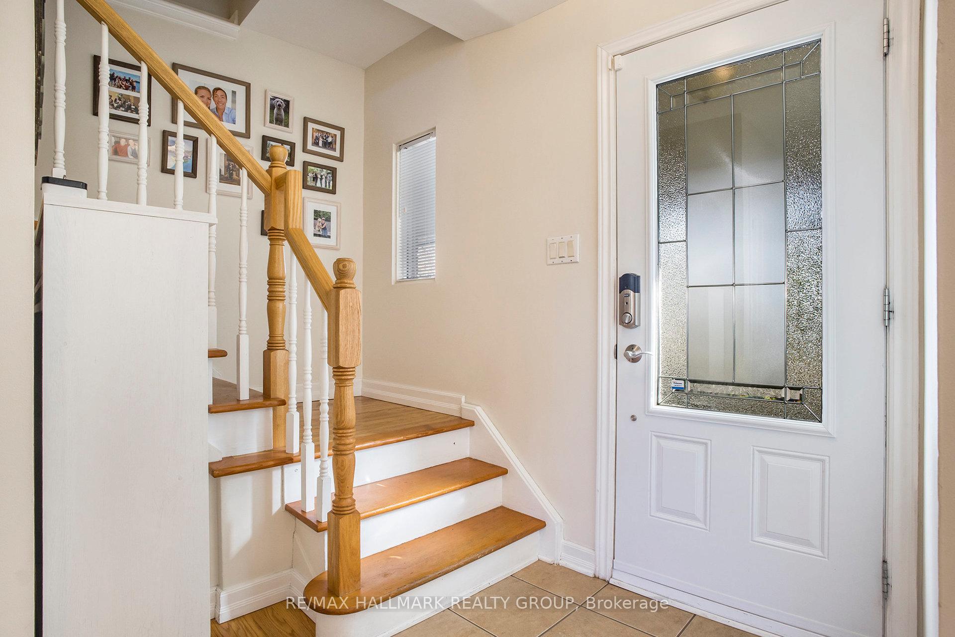 Photo 2 of 2346 Ryder Street, Ottawa, Guildwood Estates - Urbandale Acres — HOMEH