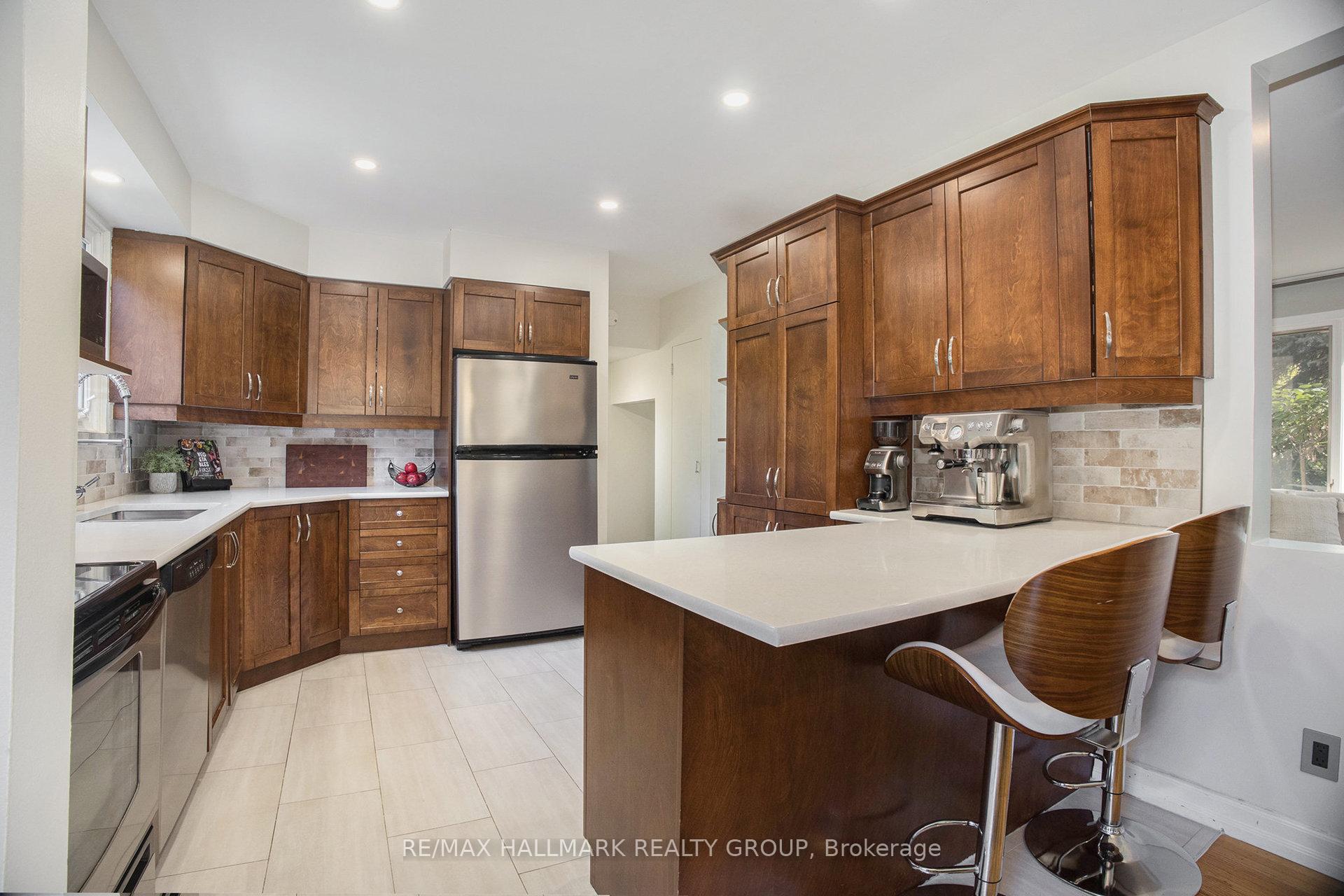 Photo 9 of 2346 Ryder Street, Ottawa, Guildwood Estates - Urbandale Acres — HOMEH