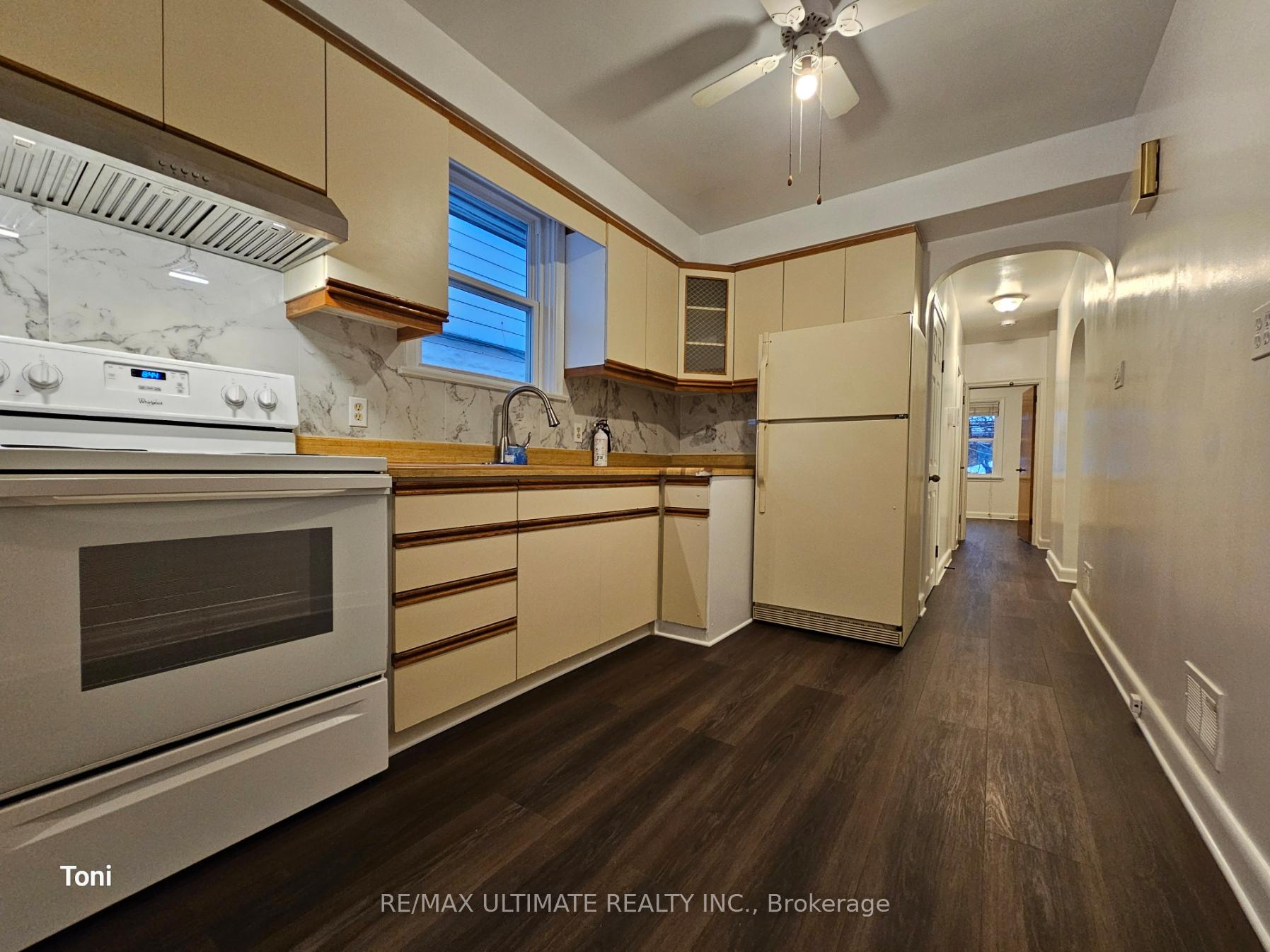 Photo 7 of Unit #main, 193 Gilbert Avenue, Toronto, Caledonia-Fairbank — HOMEH