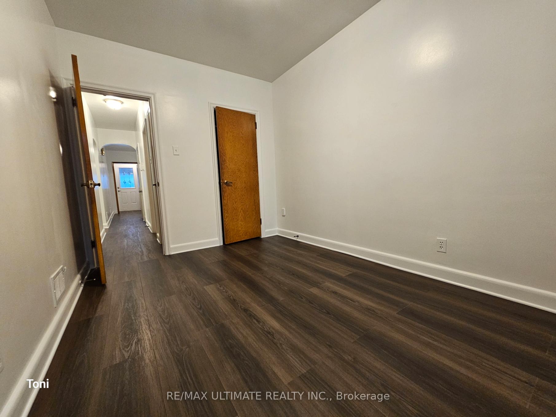 Photo 10 of Unit #main, 193 Gilbert Avenue, Toronto, Caledonia-Fairbank — HOMEH