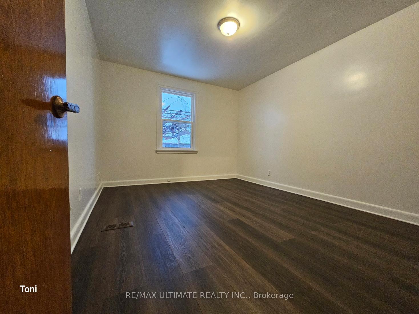 Photo 12 of Unit #main, 193 Gilbert Avenue, Toronto, Caledonia-Fairbank — HOMEH