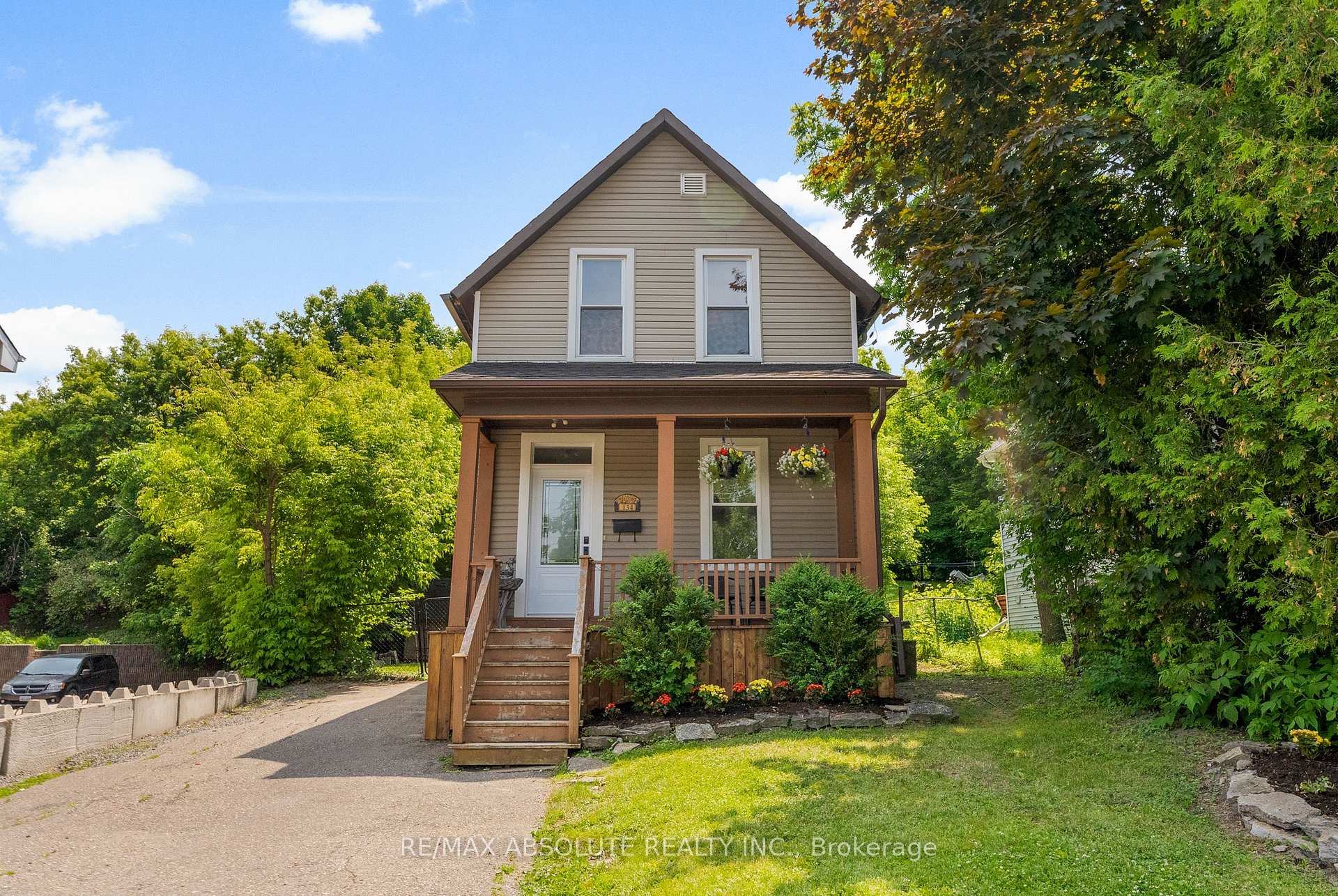 Photo 1 of 134 Victoria Street, Arnprior — HOMEH
