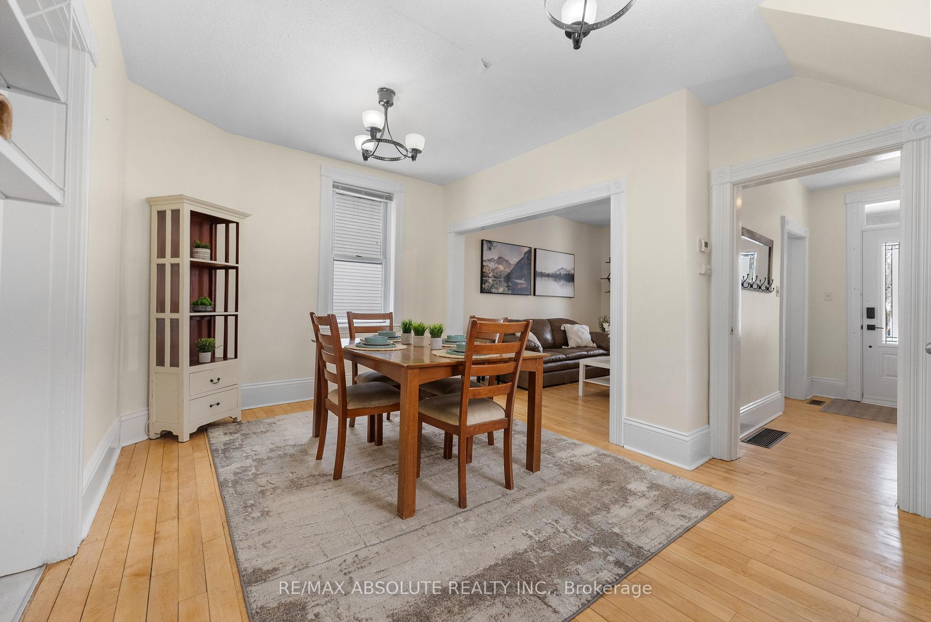Photo 9 of 134 Victoria Street, Arnprior — HOMEH