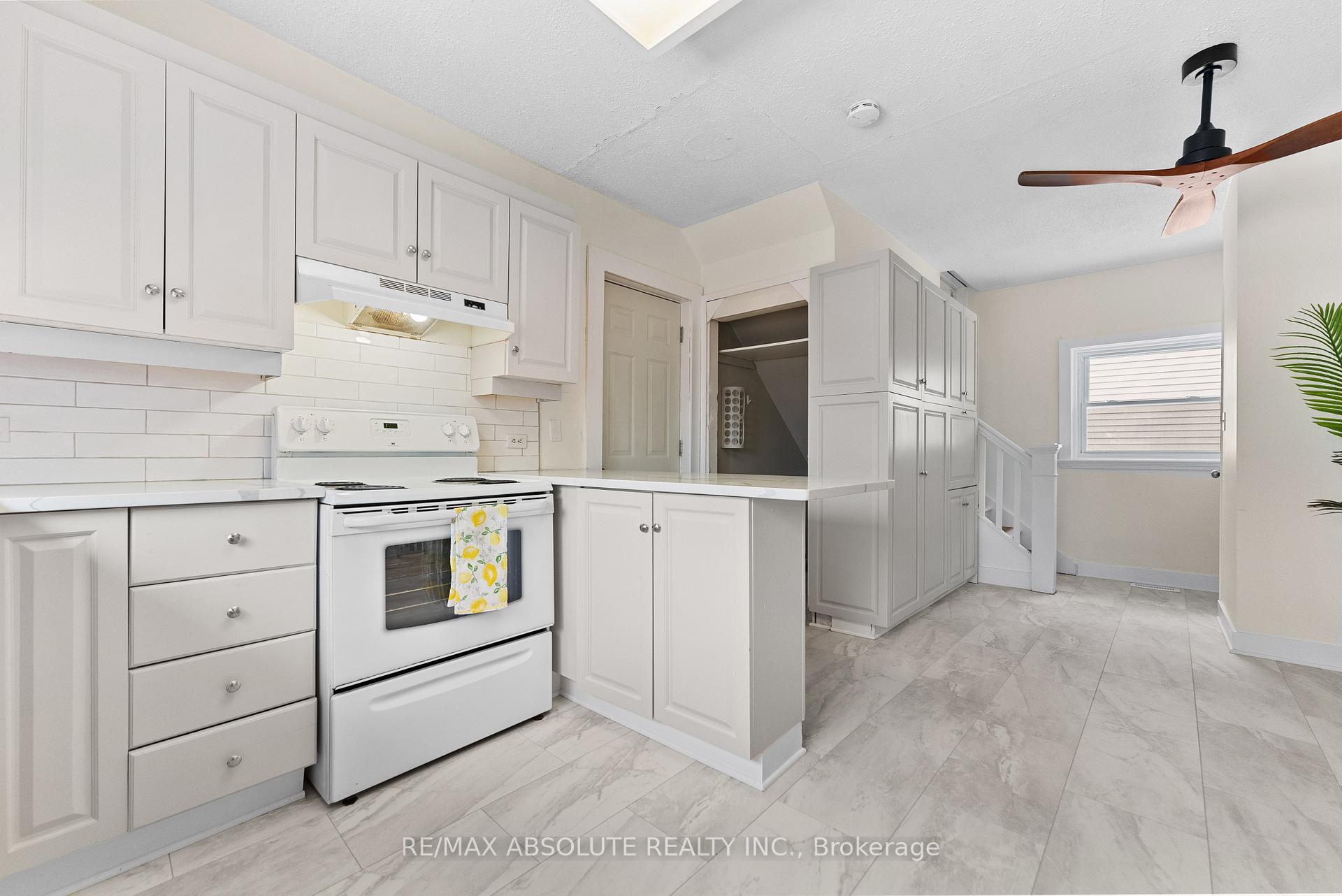 Photo 14 of 134 Victoria Street, Arnprior — HOMEH