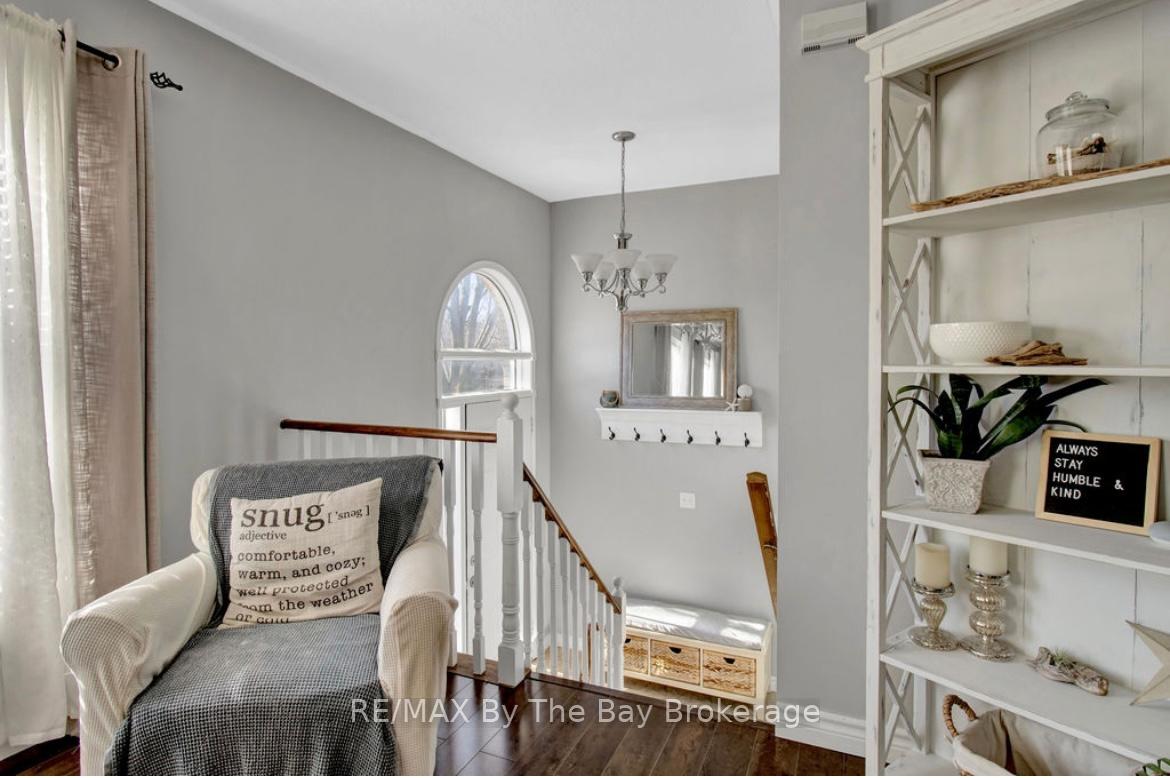 Photo 2 of 79 Fernbrook Drive, Wasaga Beach — HOMEH