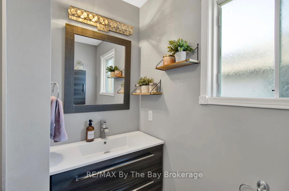 Photo 18 of 79 Fernbrook Drive, Wasaga Beach — HOMEH