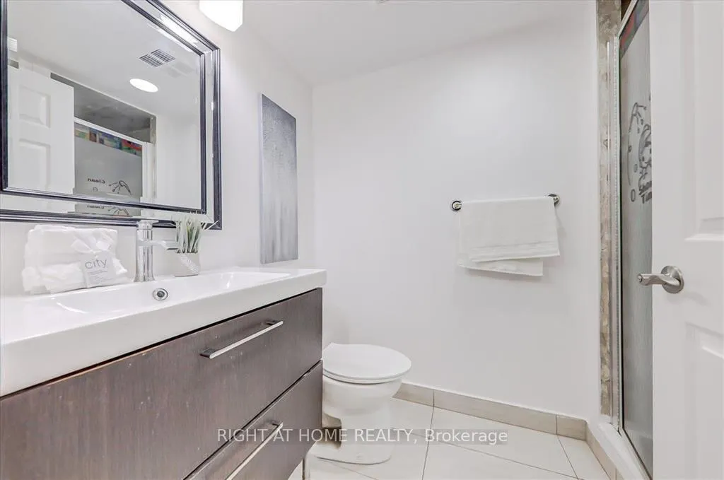 Photo 64 of Unit 305, 265 Enfield Place, Mississauga, City Centre — HOMEH