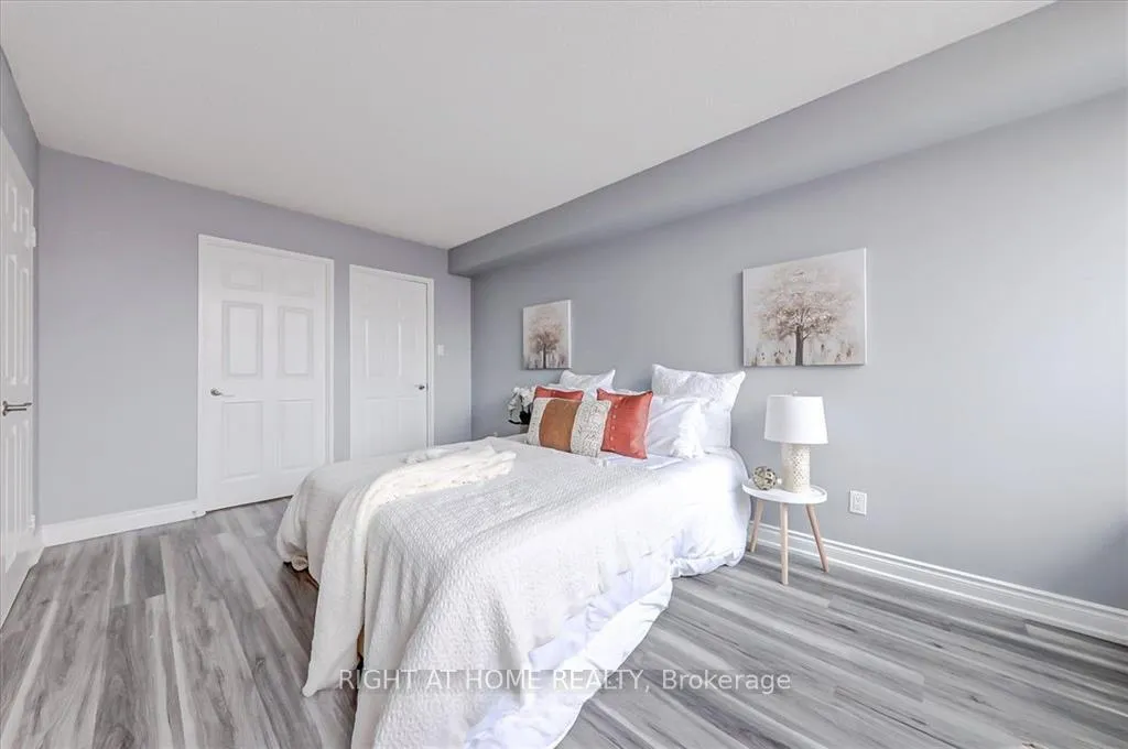 Photo 75 of Unit 305, 265 Enfield Place, Mississauga, City Centre — HOMEH