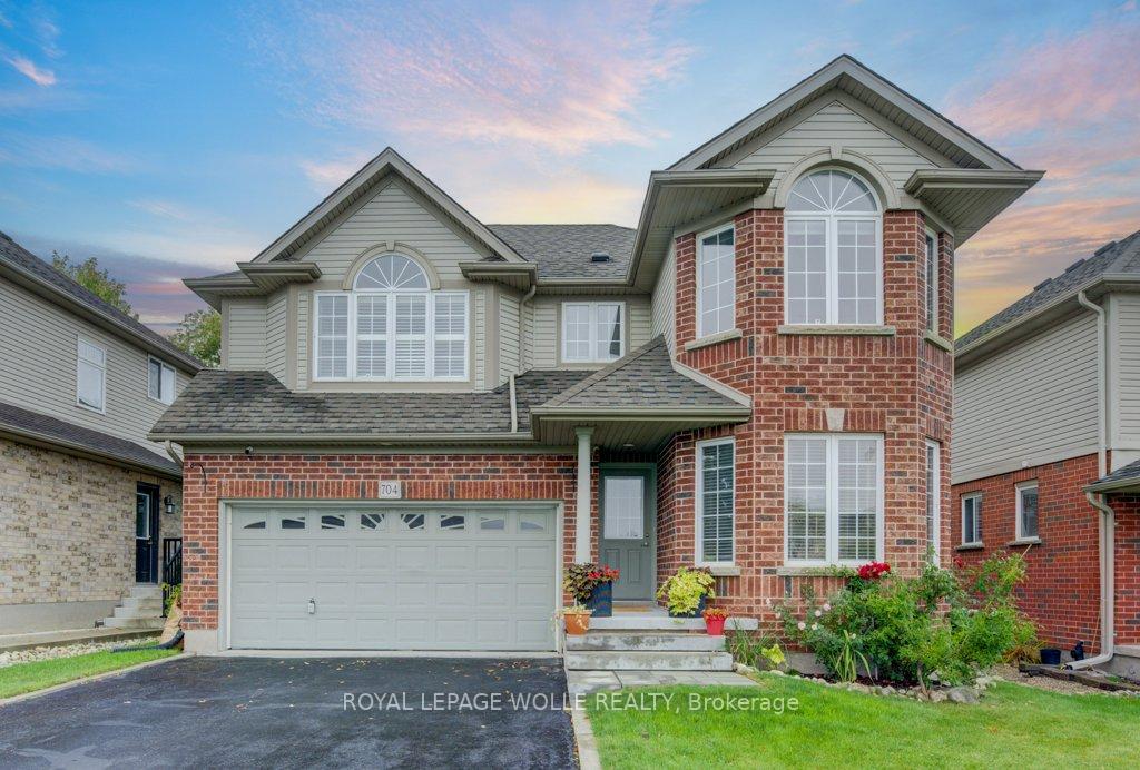 Photo 1 of 704 Shediac Crescent, Waterloo — HOMEH