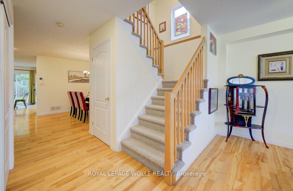 Photo 6 of 704 Shediac Crescent, Waterloo — HOMEH