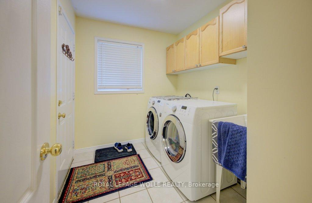 Photo 9 of 704 Shediac Crescent, Waterloo — HOMEH