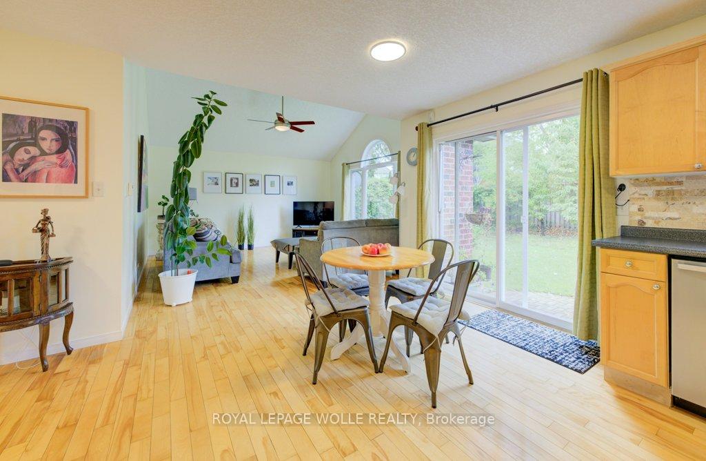 Photo 14 of 704 Shediac Crescent, Waterloo — HOMEH