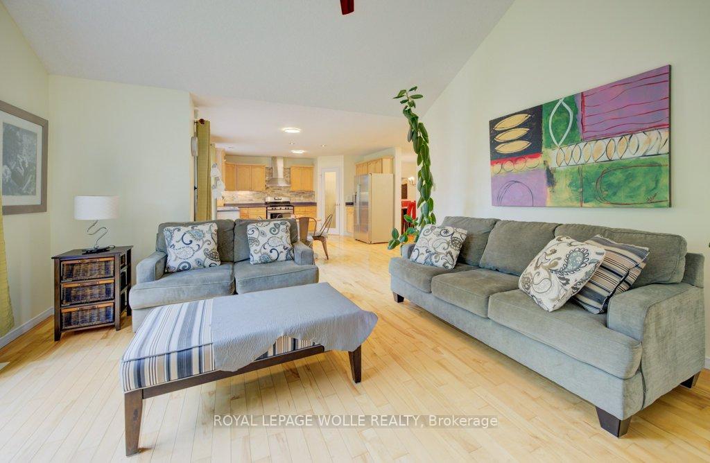 Photo 21 of 704 Shediac Crescent, Waterloo — HOMEH