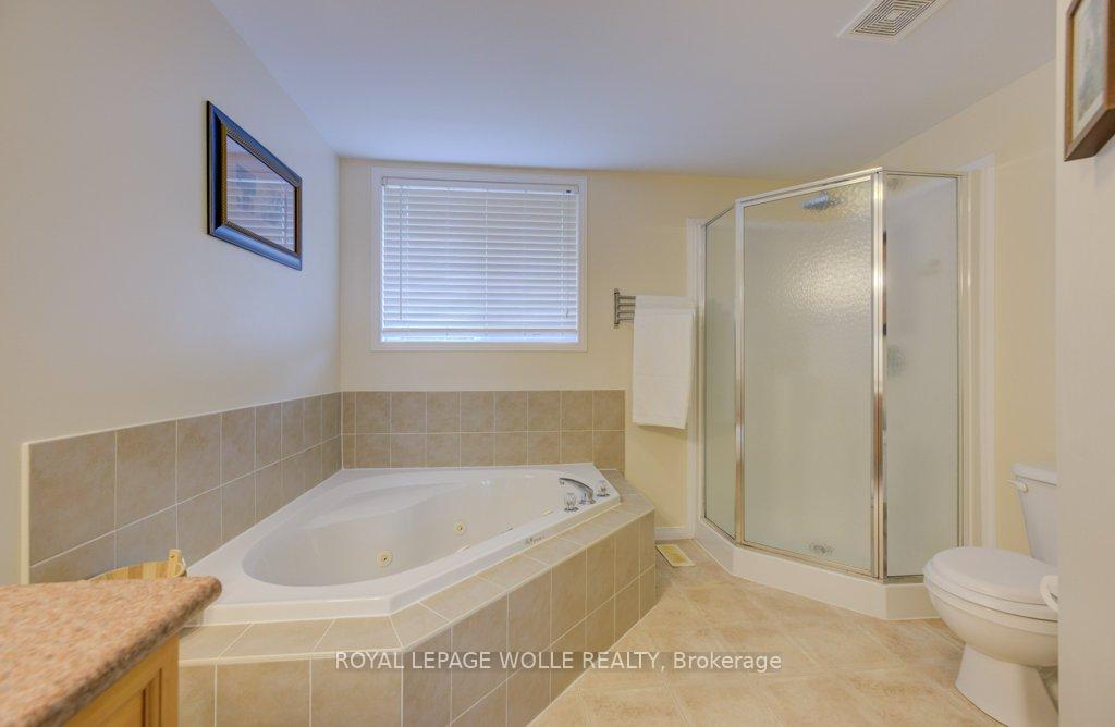 Photo 33 of 704 Shediac Crescent, Waterloo — HOMEH