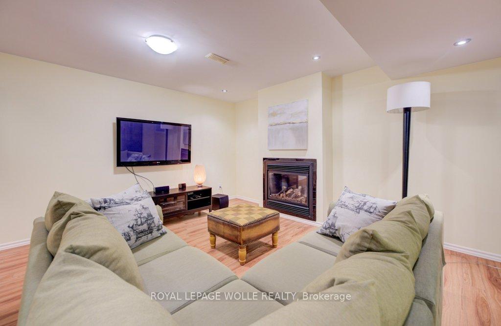 Photo 37 of 704 Shediac Crescent, Waterloo — HOMEH