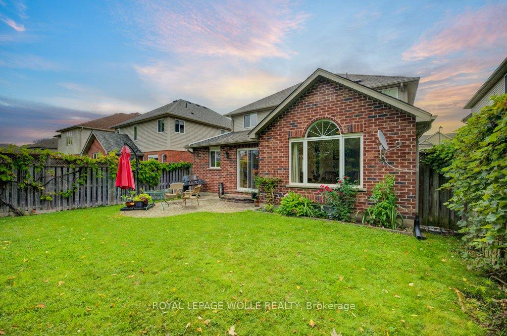 Photo 43 of 704 Shediac Crescent, Waterloo — HOMEH